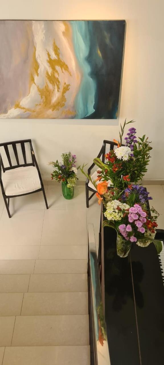 Lotus Colombo Guesthouse Экстерьер фото